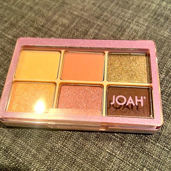 Joah Escapade Palette- Lavender Fields - Picture 1 of 2